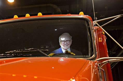 Warren Buffetts Berkshire Bets Big On Americas Truckers Buys Stake In Pilot Flying J