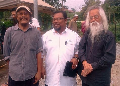 Jom menyumbang bulan ramadhan ini untuk mereka yang memerlukan. SANGGAHTOKSAGO.COM: Pak Samad Said begitu tegar meraikan ...