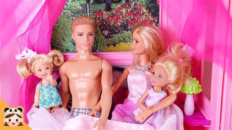 Barbie Ken Bedroom Pink House Morning Routine Bed Two Dress Up Doll Play Toys 인형놀이 일상 드라마 장난감