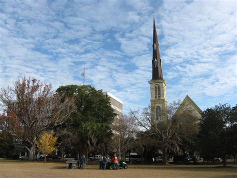 Stuart arnold, who spent a decade on live television, preaching from his pulpit at the citadel square baptist church, died saturday. Marion Square, Charleston, South Carolina