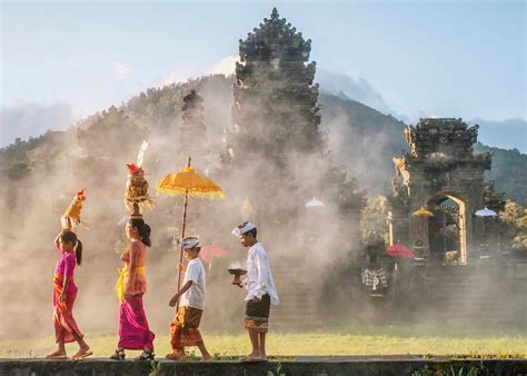 8 Temples Hindous Incontournables à Bali Honeycombers Bali Onyx
