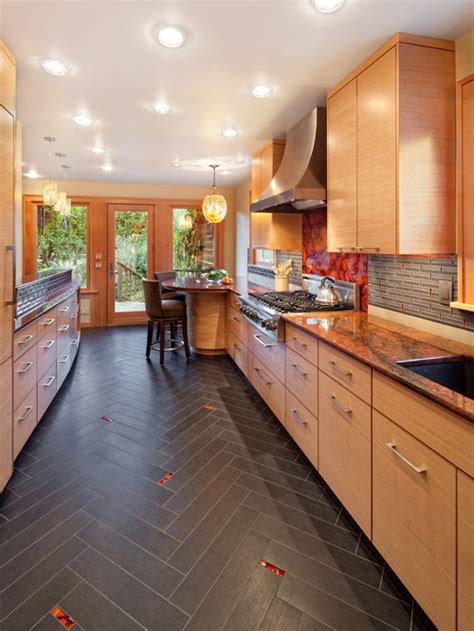 One wall kitchen designs are often found in smaller homes, apartments and lofts. Kitchen Floor Tile Designs | Houzz