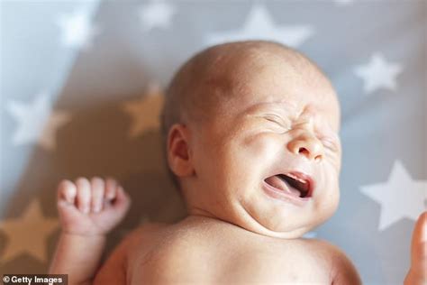 Letting Babies Cry Out At Night Helps To Soothe Them Study Finds