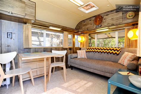 11 résultats pour 'cuisine caravane'. Intérieur d'une caravane des années 70 aux USA