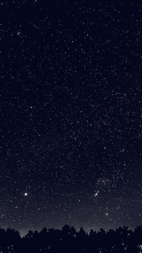 Bring The Night Sky To Your Screen With Wallpaper Of Sky In Night And