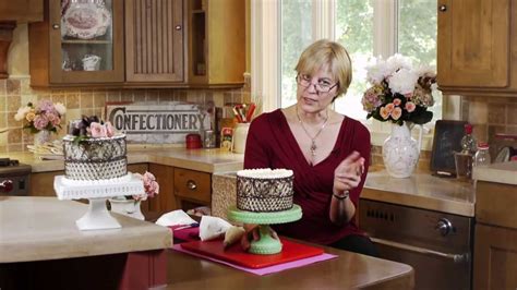How To Make Chocolate Lace Cake Wraps Cake Lace Cake Wraps
