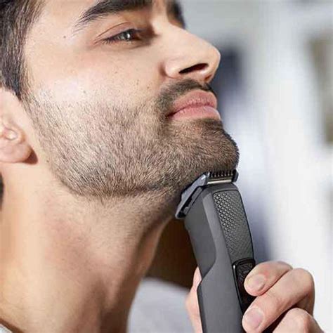 How To Shave Your Beard Neckline And Keep Your Beard Lines Straight