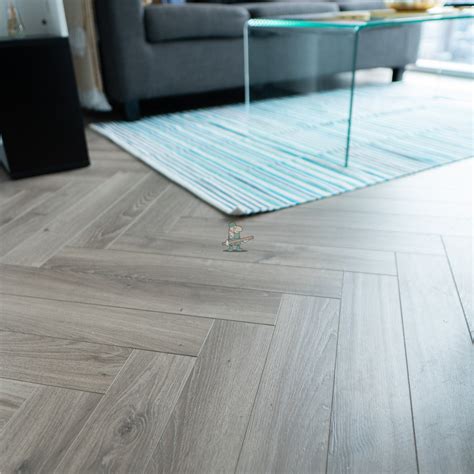 Fusion Herringbone 12mm Moon Grey Oak 4v Laminate Flooring Flooring