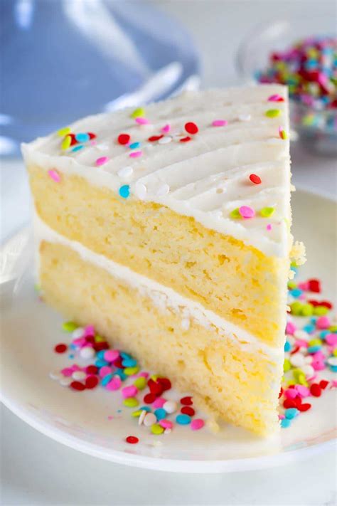 Basic Yellow Cake Recipe Cakes And Cupcakes Crazy For Crust