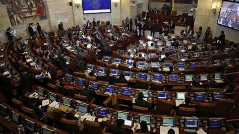 Congreso aprueba reducción de la jornada laboral en Colombia