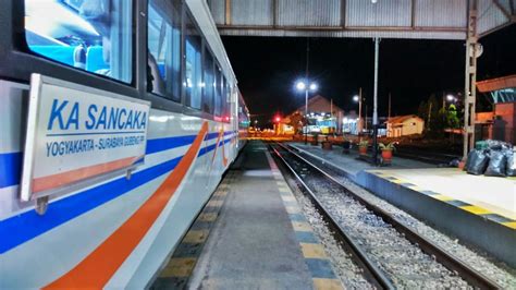 Ni first time bawa kereta naik feri ke sana, naik dari jeti kuala perlis. Perjalanan Liburan Naik Kereta Api Sancaka dari Surabaya ...