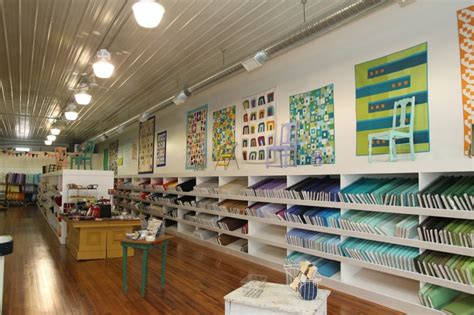 How to start a quilt shop. Hamilton Visitor's Guide: Penney's Quilt Shop