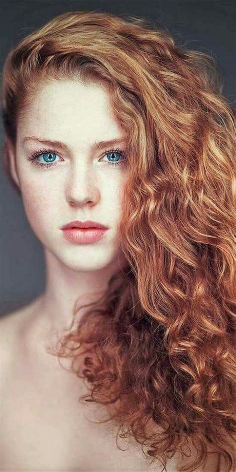 Pin By Deon Van On Gorgeous Redheads Red Haired Beauty Beautiful Red Hair Elegant Hairstyles