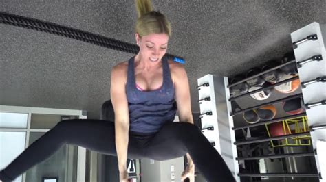 Jeana PVP Upside Down Cleavage AND ASS Pics Gifs Sexy Youtubers