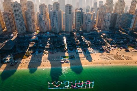 Jbr Dubais Most Popular Beach Activities To Try At Jbr The Beach