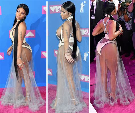 These Celebs Mtv Red Carpet Outfits Were Too Revealing Nicki