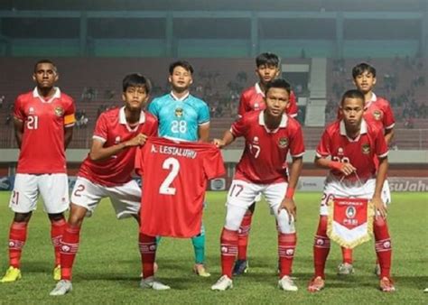 Kunci Timnas Indonesia U 16 Lolos Final Ada Pelukan Pelatih Kiper
