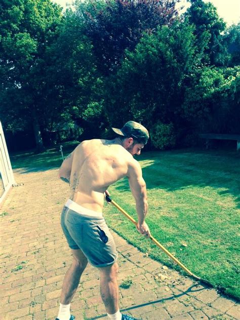 Twitpic Gold Charlie King Does Some Shirtless Gardening Attitude