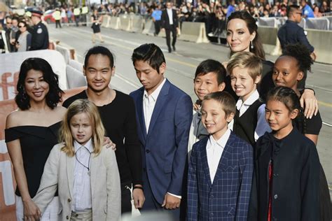 Angelina Jolie Brought Kids To ‘first They Killed My Father Premiere