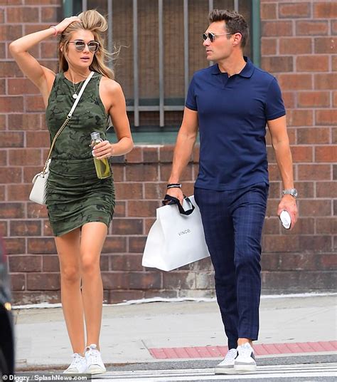Ryan Seacrest Steps Out With Shayna Taylor After Rekindling