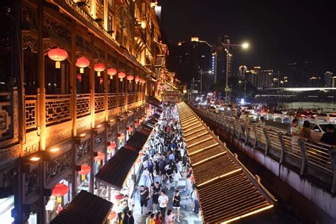 Bright Lights Of Chongqing S Night Markets Draw Millions Chinadaily Com Cn