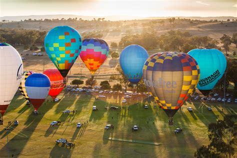 Gallery Canowindra International Balloon Challenge