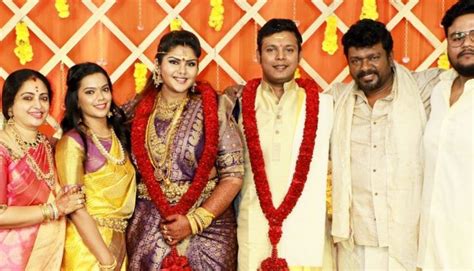 Seetha Parthiban Daughter Abhinaya And Naresh Karthik Wedding Photos With