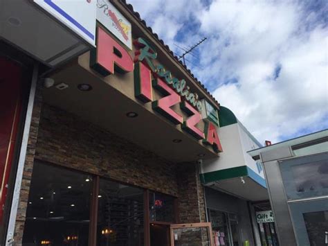 Pizzeria Once Voted The Citys Best Opens A Forest Hills Outpost