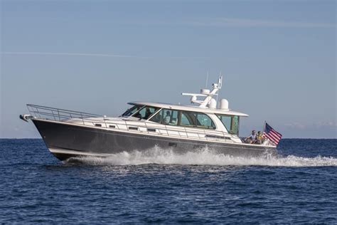 Sabre Motor Yachts Sabre Yachts Handcrafted In Maine Sabre Yachts