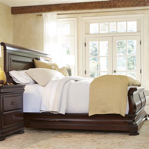Universal Reprise Queen Sleigh Bed With Paneled Headboard Malouf Furniture Co Sleigh Beds