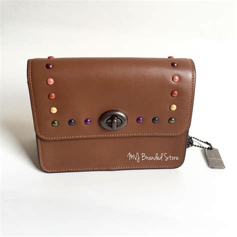 Jual Coach Bowery Crossbody In Signature Canvas With Rainbow Rivets