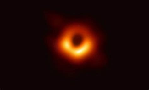 Astr Nomos Capturan La Primera Imagen De Un Agujero Negro Supermasivo