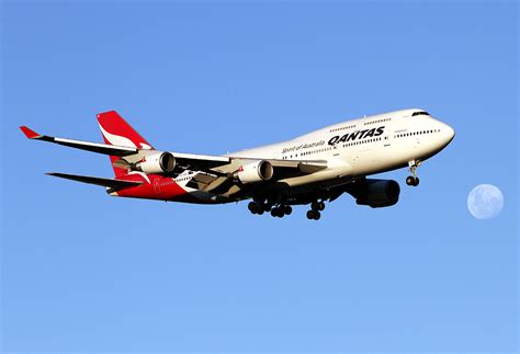 Perth Airport Spotters Blog Qantas B747 438 Er Vh Oee 1st Visit To