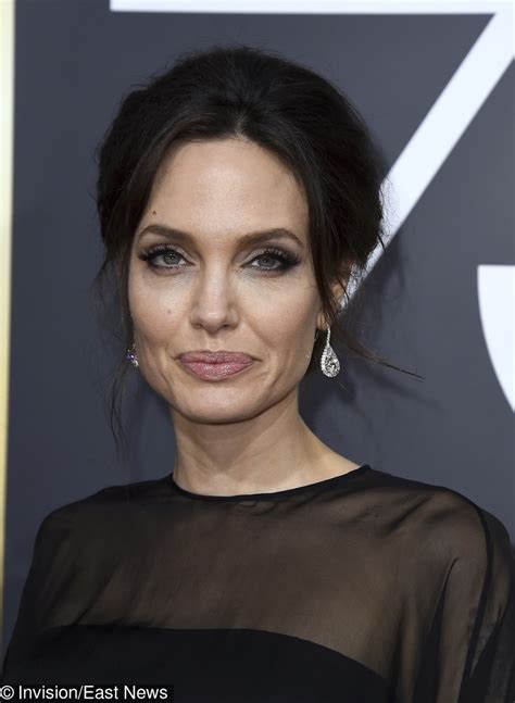 Złote Globy 2018 Angelina Jolie W Czarnej Sukience Z Kim Była Partypl