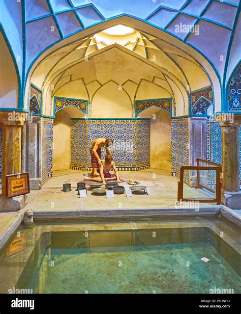 Medieval Bathing Hi Res Stock Photography And Images Alamy