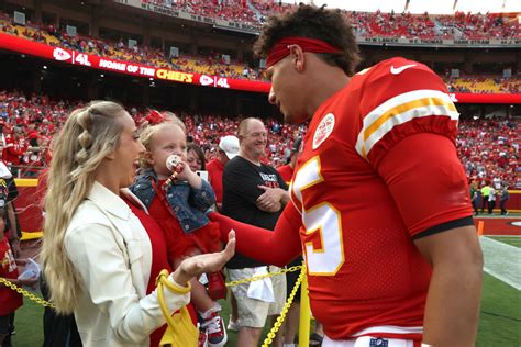 Kansas City Chiefs Patrick Mahomes And Brittany Matthews Welcome New