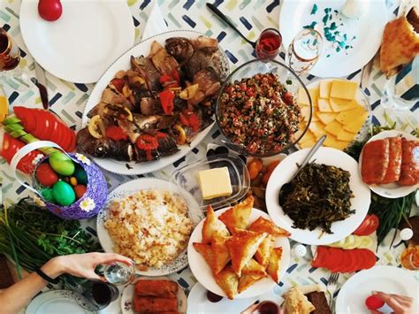 Cara menata alat,meja makan dan minum. Tata Cara Table Manner yang Baik dan Benar
