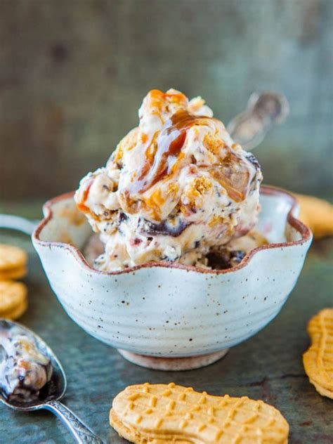 The peaches this summer have been the sweetest and juiciest i've had in a long time! Ice Cream Sundae Recipes - Ice Cream Sundaes with Alcohol