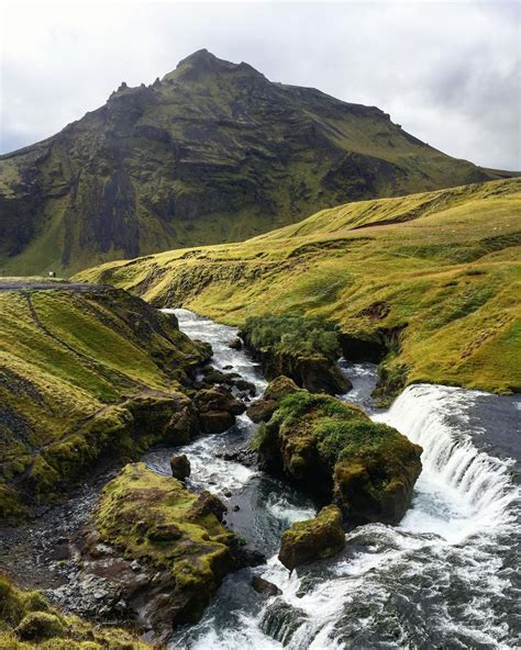 Green Mountain And River · Free Stock Photo