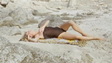 Nackte Olivia Pascal In Sunshine Reggae Auf Ibiza