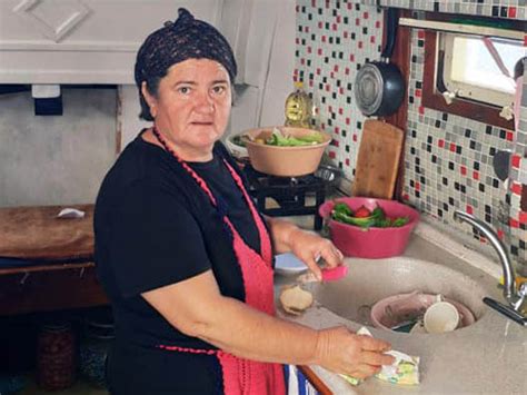 Turkish Milfs Mom Turbaned Mama Kitchen Photos Xxx Porn Album My Xxx