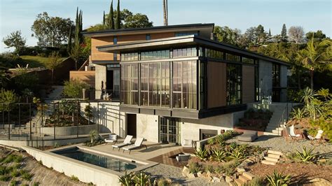 Mutuus Studios Hollywood Hills House Redefines Luxurious Spatial