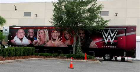 The Show Goes On For Wwe In Florida Even During A Pandemic The