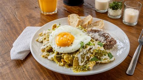 Chilaquiles Con Huevo