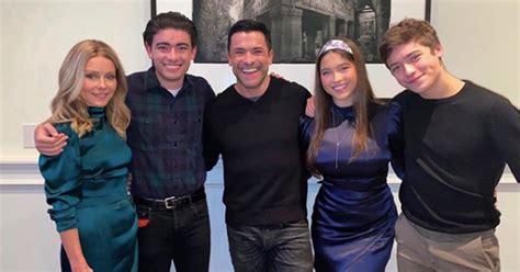 Kelly Ripa And Mark Consuelos Reunite With Kids For The Holidays
