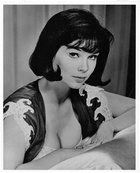 Yvcr 12032017 2132 Yvonne Craig Actresses Classic Actresses