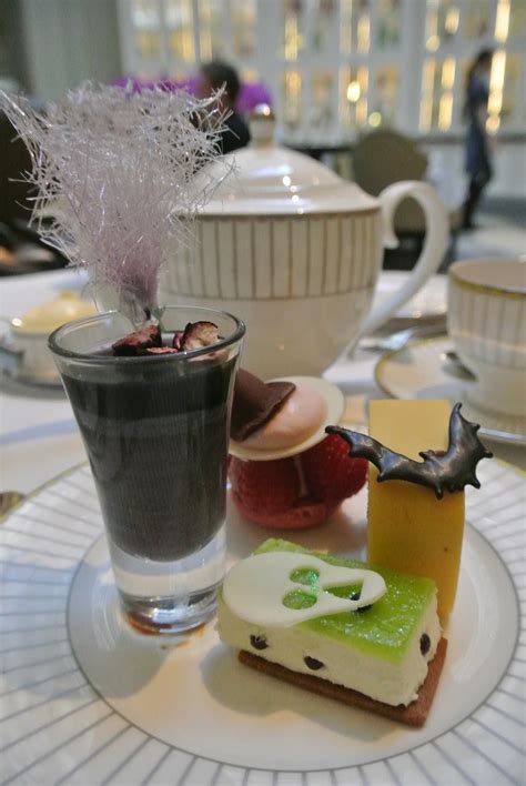 Kate And Chelsie Halloween Afternoon Tea At The Corinthia Hotel London