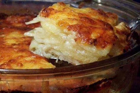 Crock pot scalloped potatoes and chickenfood.com. Cheesy Scalloped Potato Casserole | Recipes, Favorite recipes