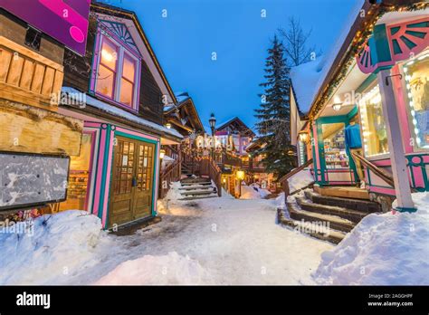Breckenridge Plaza Hi Res Stock Photography And Images Alamy