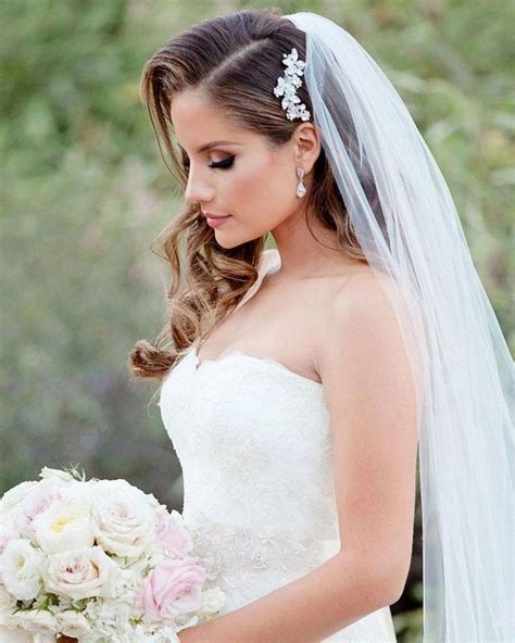 30 The Best Wedding Hairstyles Half Updo With Veil Fonts 2020